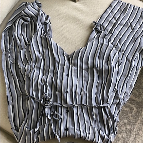 Jumpsuit - Picture 3 of 7